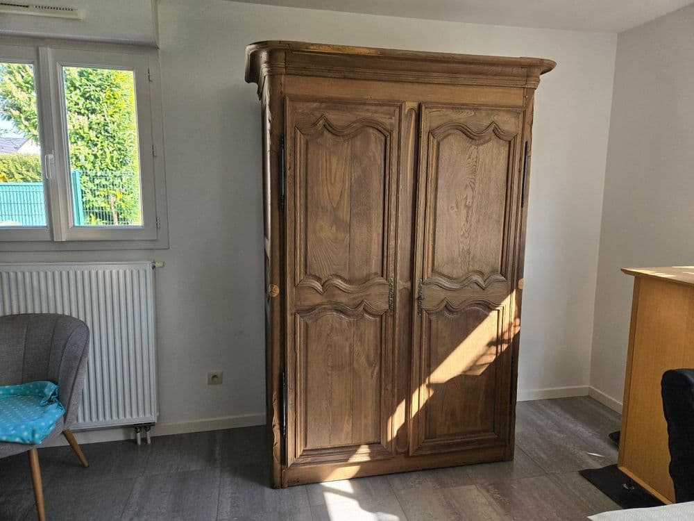 Après - Aerogommage d'une armoire